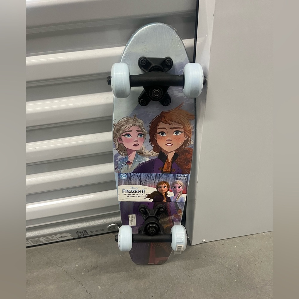 Disney Frozen II Blue and Cream Skateboard